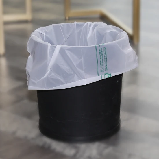 La basura del cordón de la basura de Pbat empaqueta los bolsos de basura biodegradables del 100% en el rollo